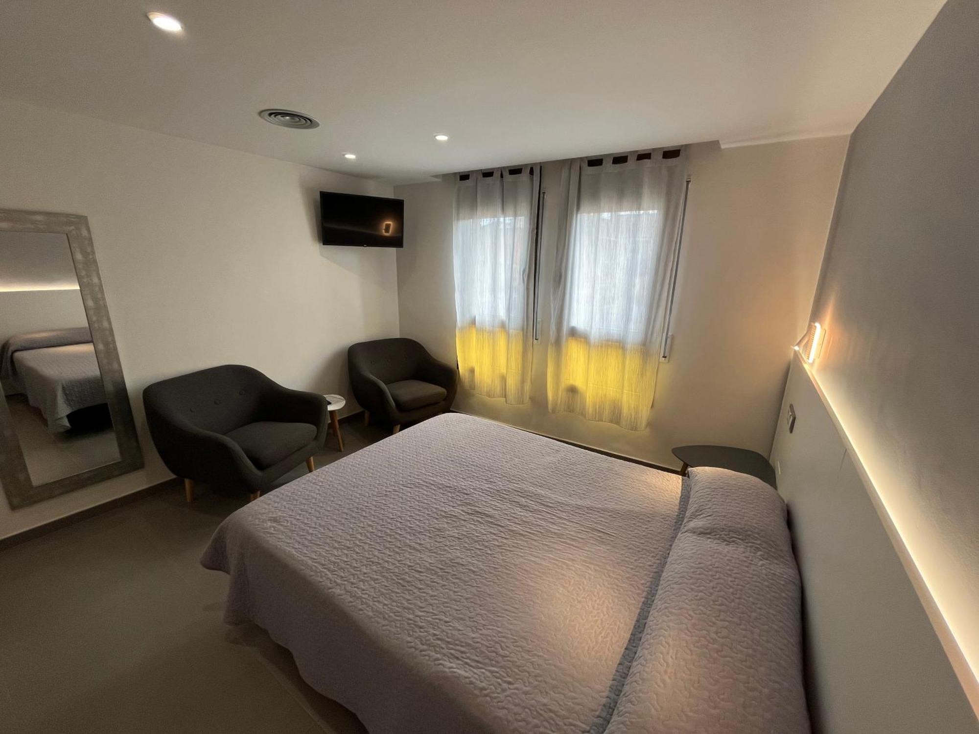 Hostal Tarres Anglés Room photo