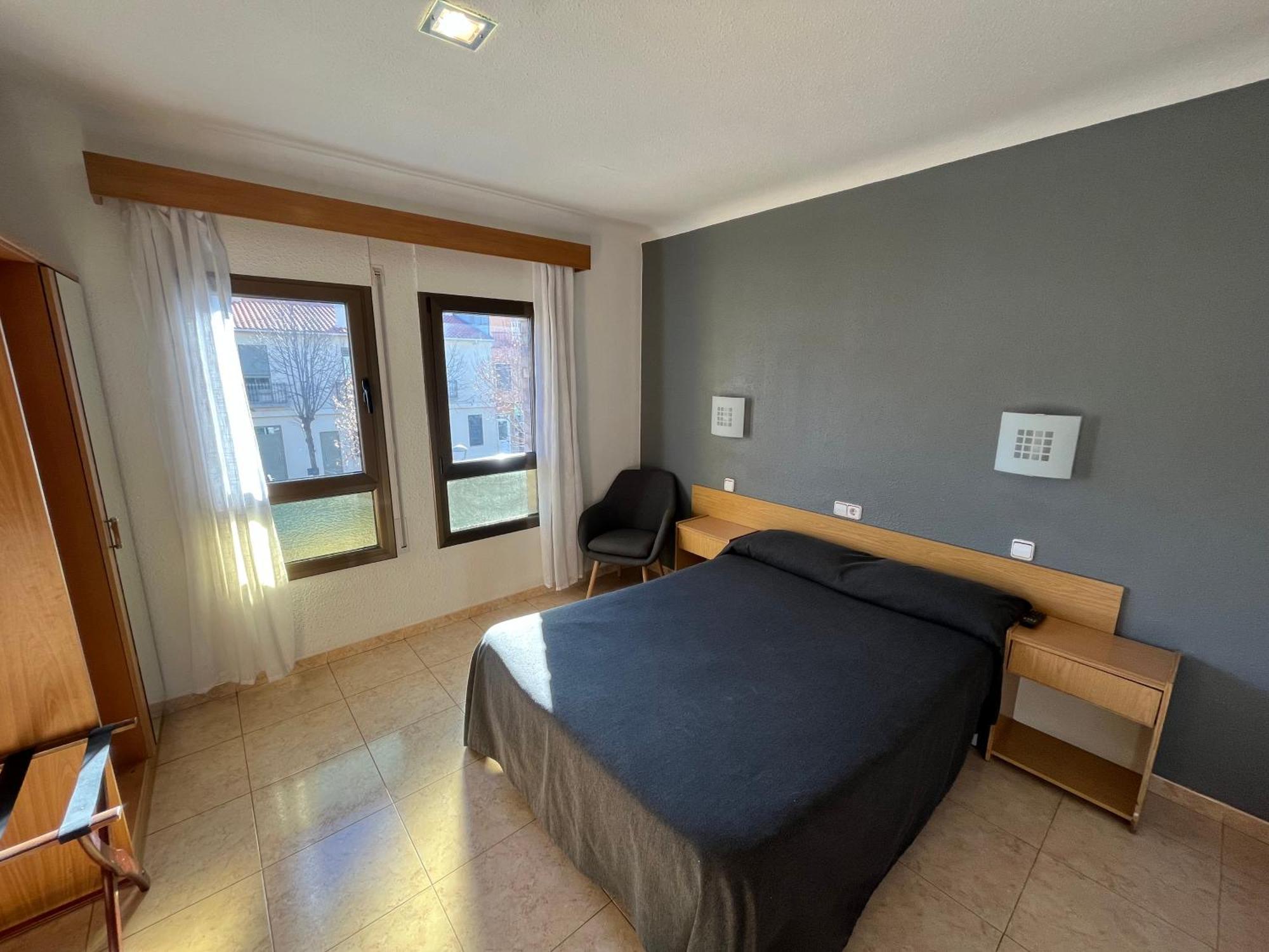 Hostal Tarres Anglés Room photo